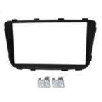 Adaptador para auto modelo Hyundai Accent 2010-2014 (H)